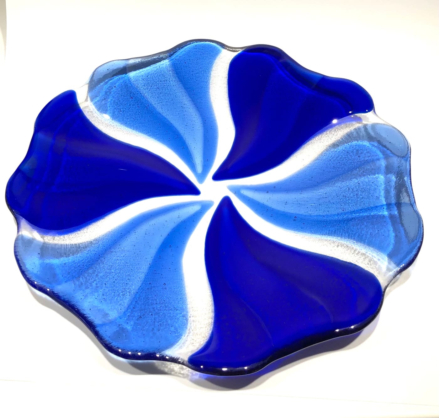 Glass Gallery 136